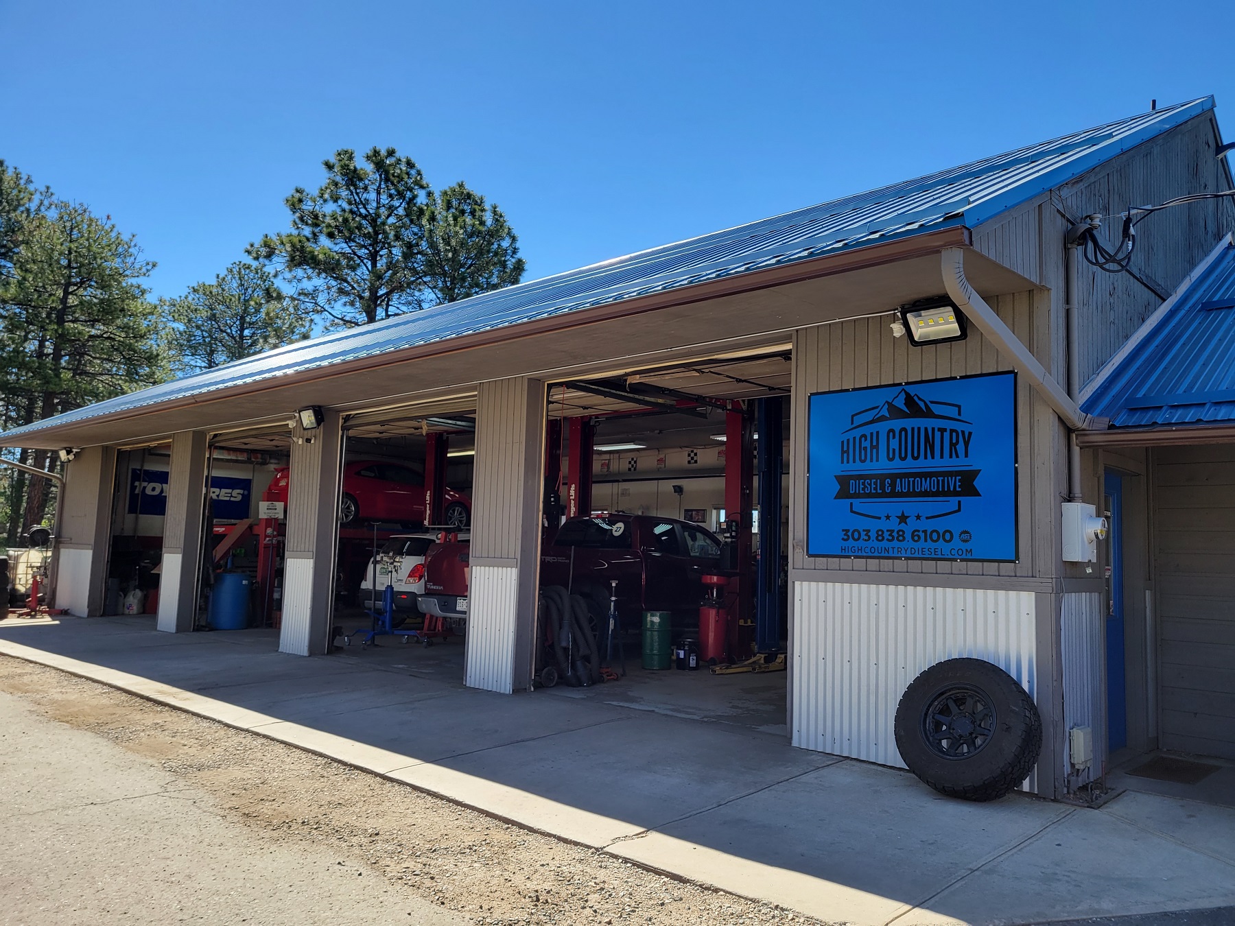 Automotive service bays open at High Country Diesel resized
